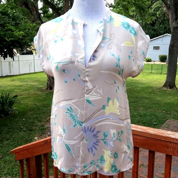 Pippa Silk Grey Floral Blouse - Picture 4 of 8